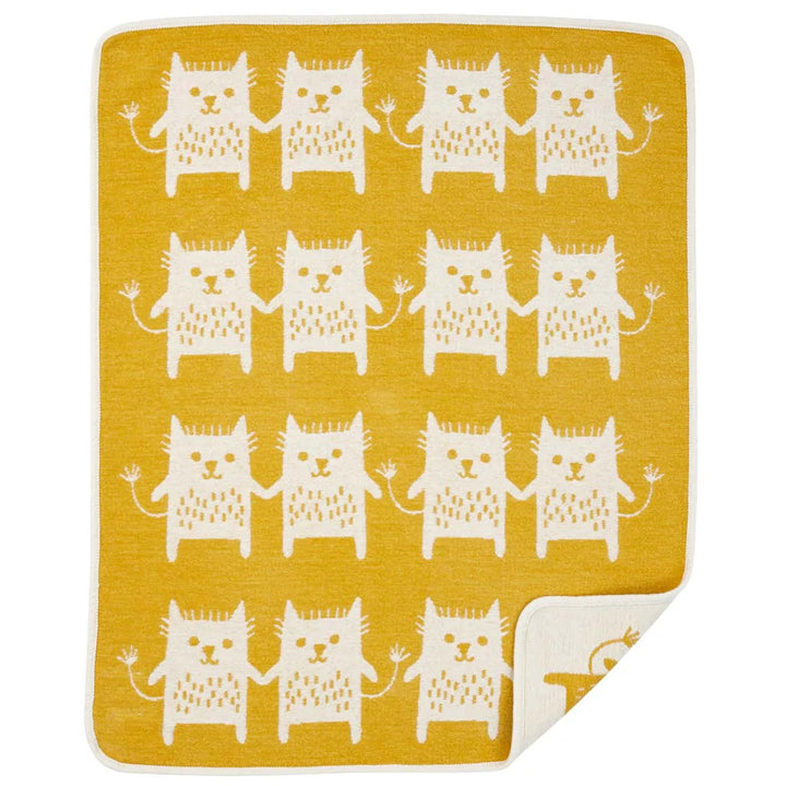 Manta para niños Little Me chenille amarilla de Klippan, con gatitos