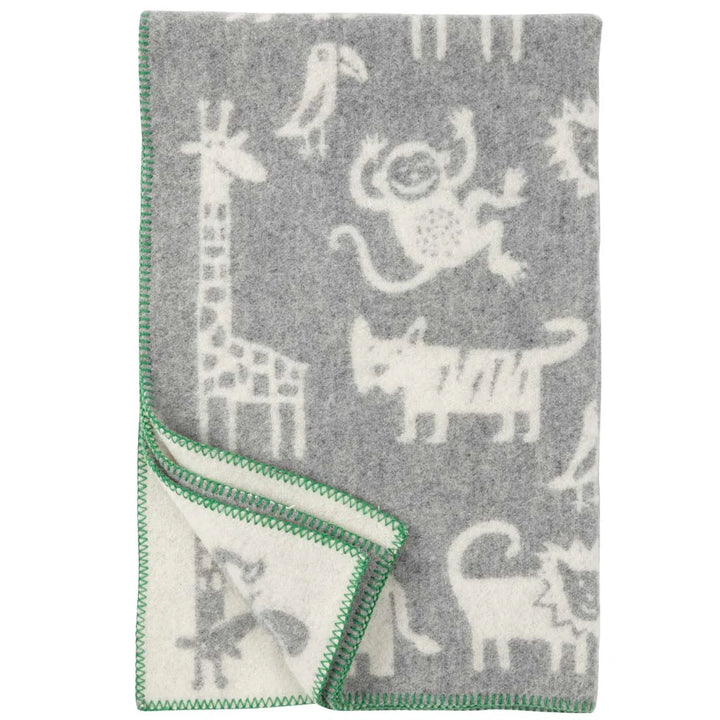 Manta para niños Jungle verde pequeña de Klippan, con animales de la selva