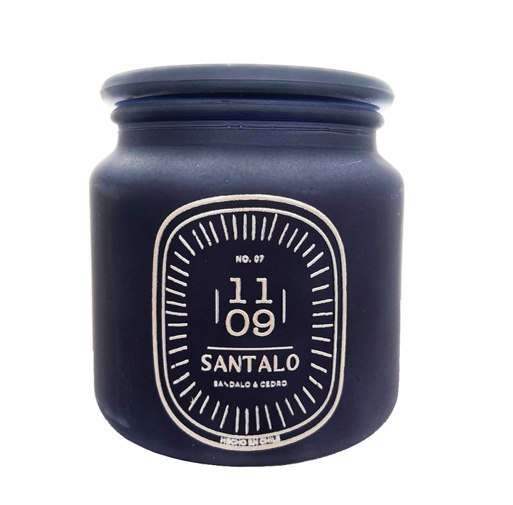 Vela aromática XL SANTALO de 1109, cera de soya, aroma cálido a sándalo, bergamota y cedro