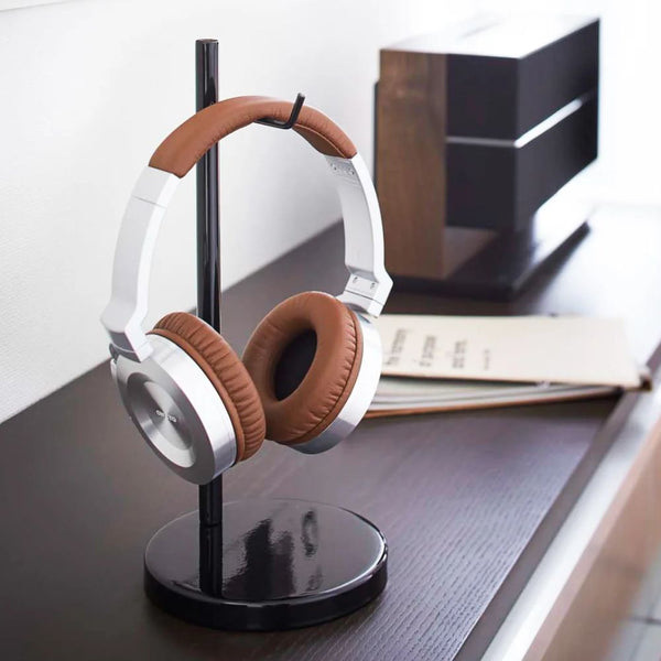 SOPORTE AUDIFONOS <br> Negro <br> Yamazaki