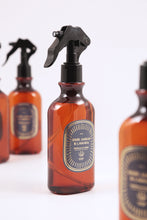 Cargar imagen en el visor de la galería, DARK AMBAR &amp; LAVANDA &lt;br&gt; Spray ambientador &lt;br&gt; 1109
