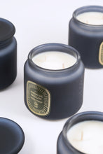 Cargar imagen en el visor de la galería, JARDÍN DE MUSGOS &lt;br&gt; Vela aromática XL &lt;br&gt; 1109
