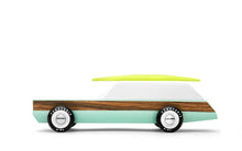 Cargar imagen en el visor de la galería, WOODIE REDUX &lt;br&gt; Auto de madera &lt;br&gt; Candylab
