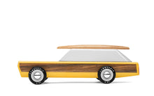 Cargar imagen en el visor de la galería, WOODIE &lt;br&gt; Auto de madera &lt;br&gt; Candylab
