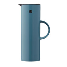 Cargar imagen en el visor de la galería, EM77 1L AZUL CÁLIDO &lt;br&gt; Termo &lt;br&gt; Stelton
